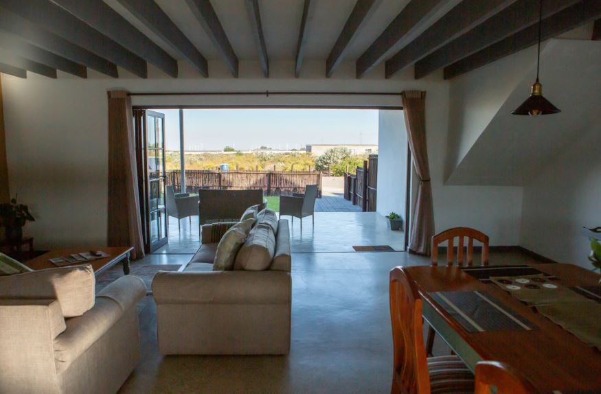 9 Bedroom Property for Sale in Hopefield Western Cape